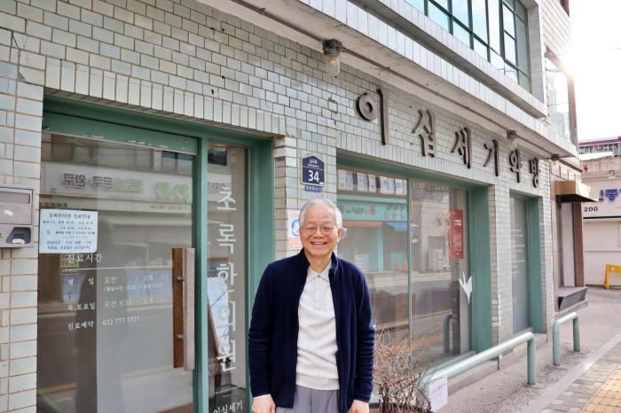 [인터뷰] 이철완 배다리 주민협의회장 “마을의 과거와 현재를 이어 미래를 그리겠습니다” 기사 이미지