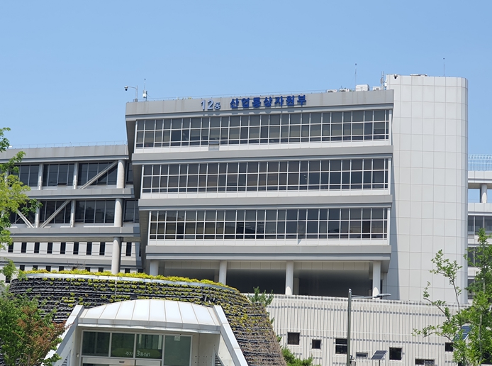 산업부, 자동차 SDV 전환 표준화로 앞당긴다 기사 이미지