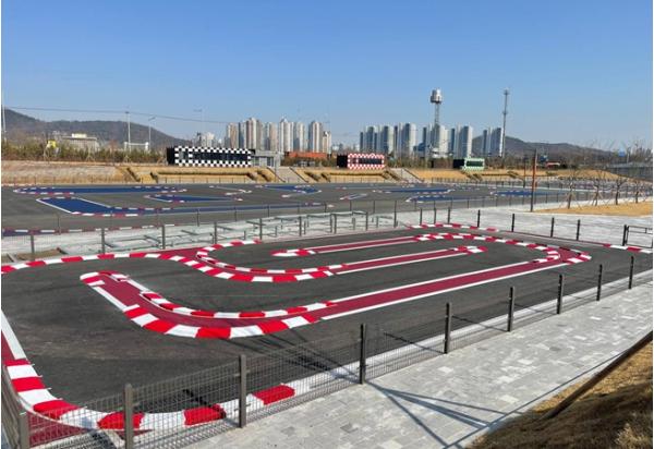 송도 달빛공원 RC스포츠 경기장 준공…새로운 스포츠·레저 명소 기대 기사 이미지